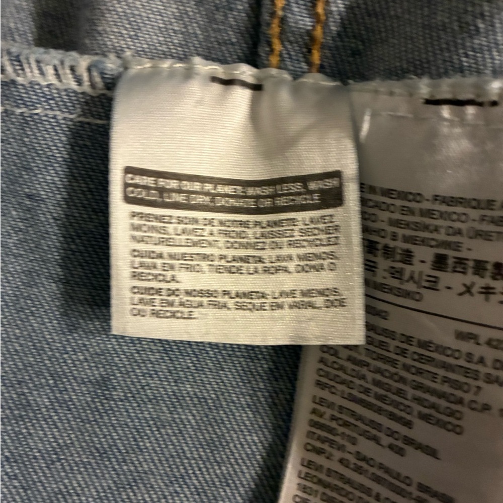 Men Levi’s relaxed trucker vintage style Light Blue Denim Jacket XL - Picture 8 of 10